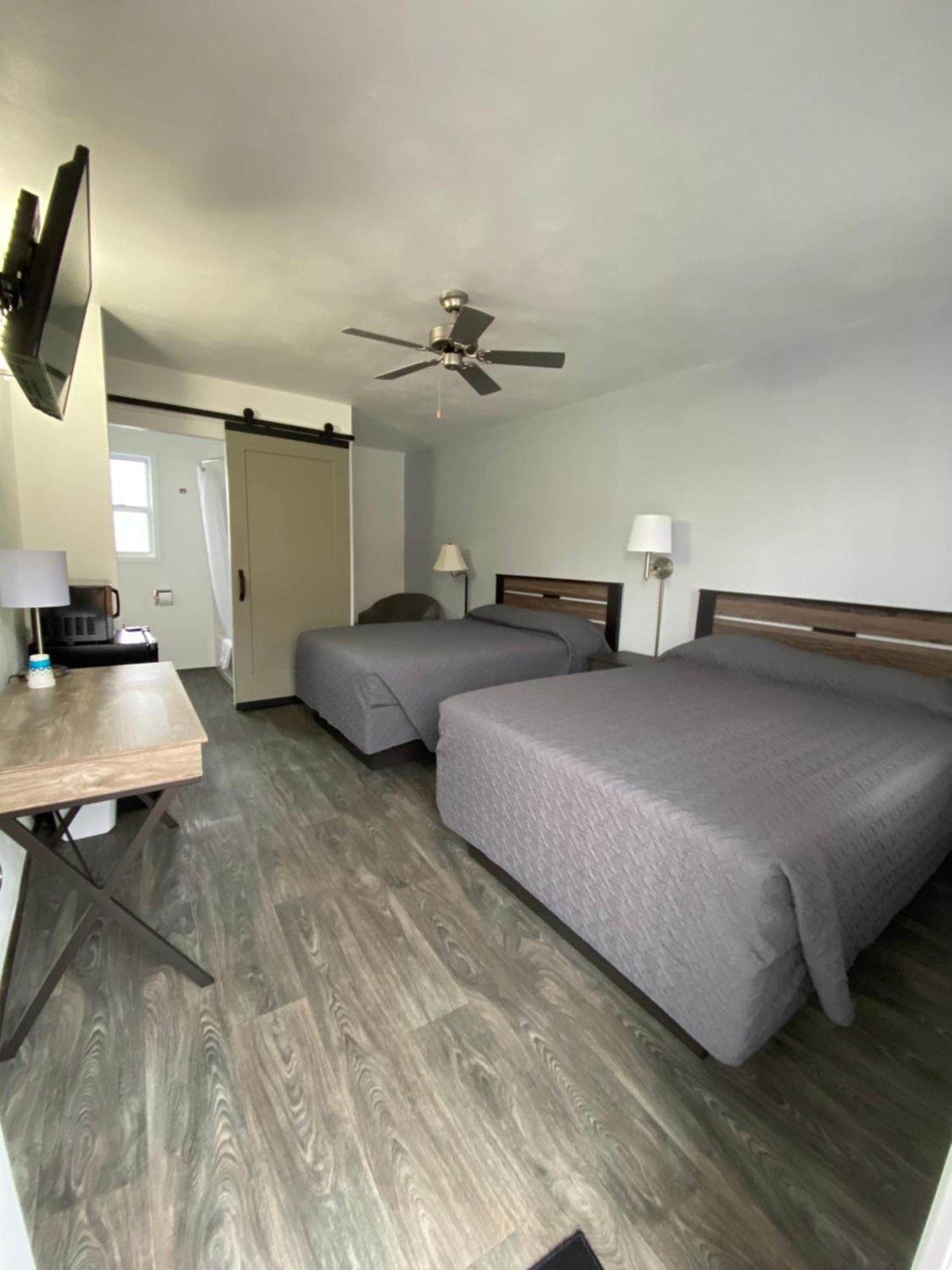 Sunset Motel Waterloo 외부 사진